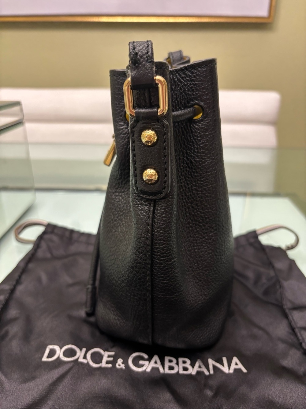 Authentic Dolce & Gabbana Black Leather Drawstring Bucket Bag with Gold Hardware - Picture 5 of 12